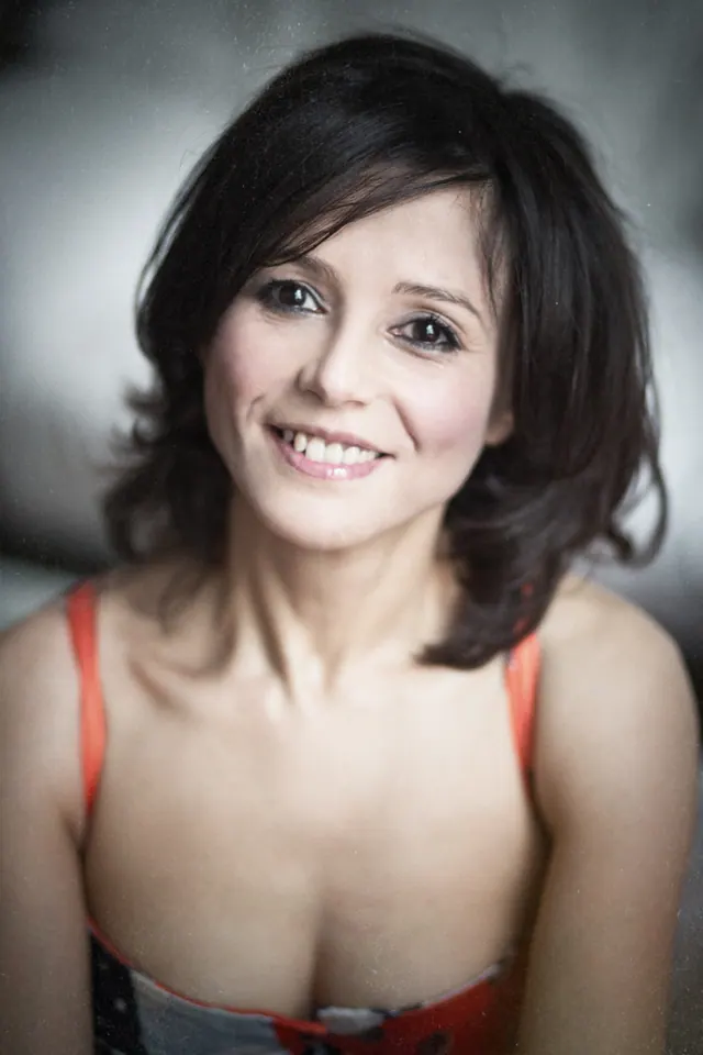Portrait souriant de Nadia Battiston